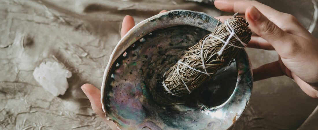 How to Prepare and Use Mugwort
